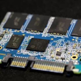 solid-state-drive-6158470_1280